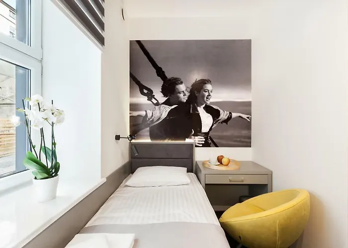 Cinema Hostel Poznań